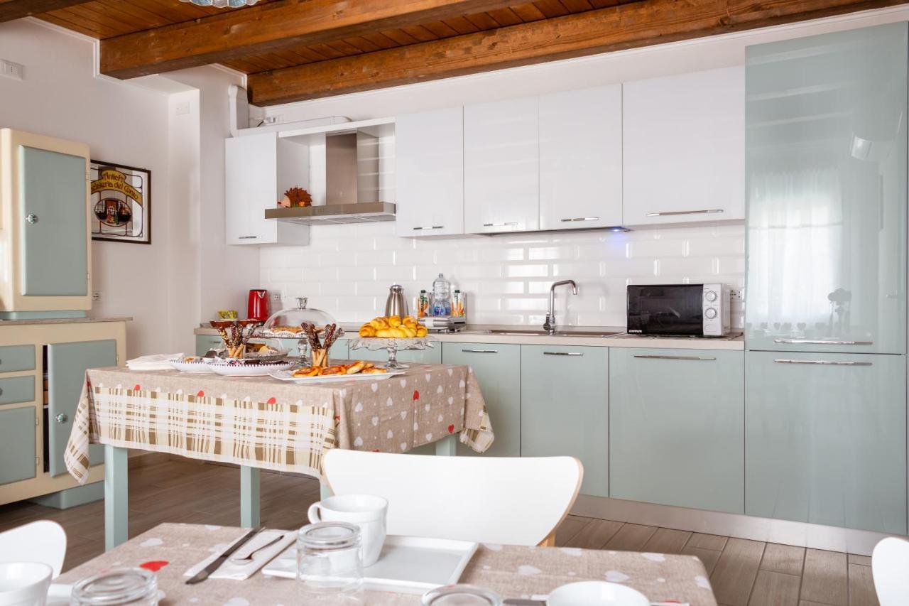 Bed and Breakfast La Casa Di Santino Комаккьо Экстерьер фото