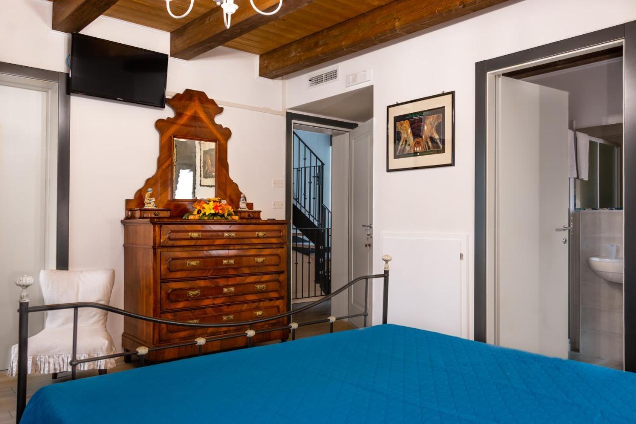 Bed and Breakfast La Casa Di Santino Комаккьо Экстерьер фото